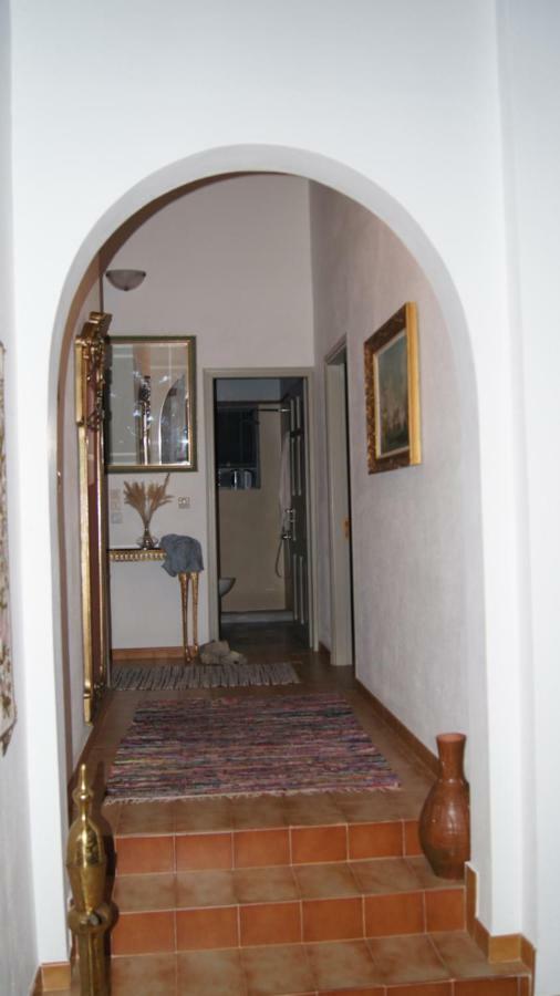 Villa Artjeta Кастросикия Екстериор снимка