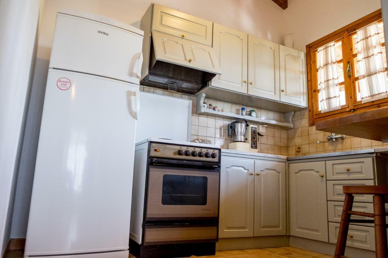 Villa Artjeta Кастросикия Екстериор снимка
